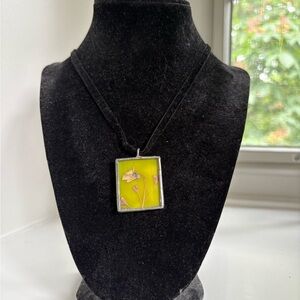 Resin sealed dried flower necklace